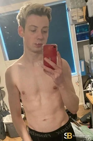 Bisexual Escort James 28yr - rimming