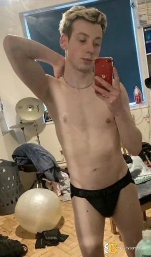 Bisexual Escort James 28yr - rimming