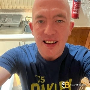 Gay Escort Kevin 40yr - gangbang