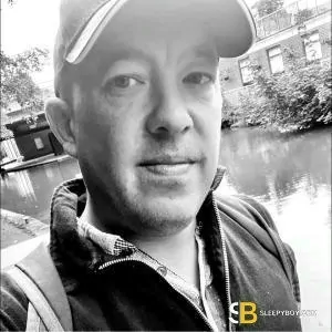 Gay Escort Kevin 40yr - dirty talk