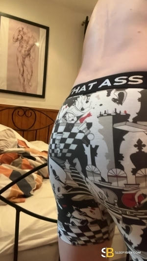 Gay Escort Kevin 40yr - cum on face