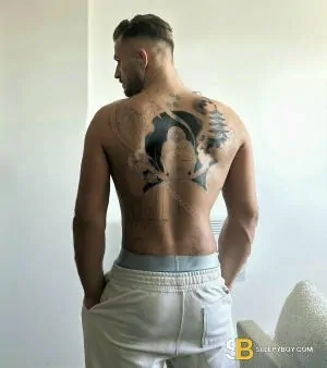 Gay Escort Connor 32yr - double penetration