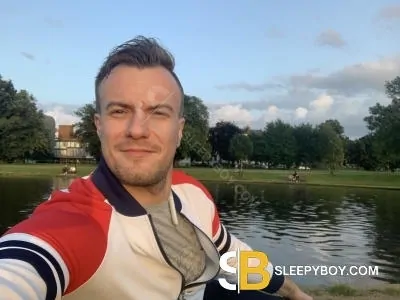 Gay Escort Daniel 31yr - licking