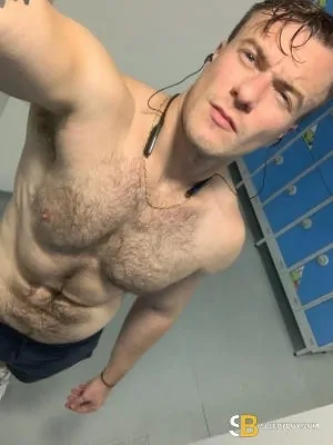 Gay Escort Daniel 31yr - licking