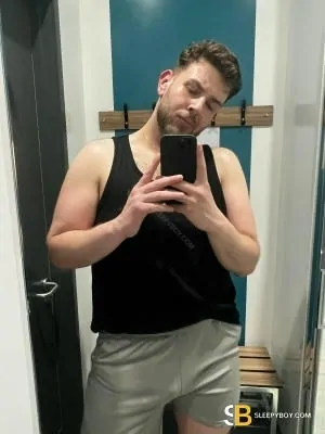 Gay Escort Titus 24yr - gangbang