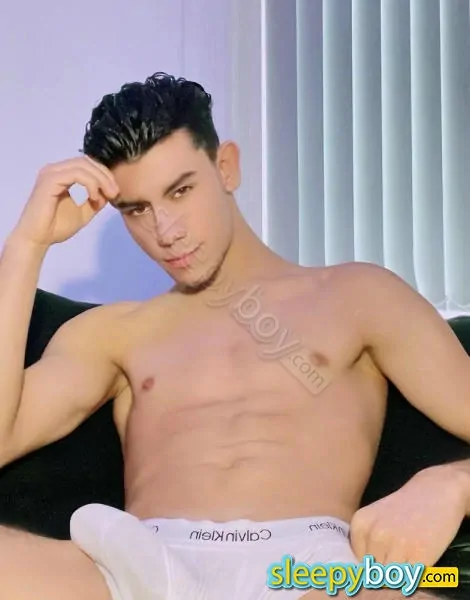 male rent boy London Levi Xxl