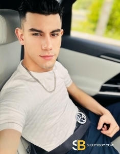 male rent boy Manchester Levi Xxl🍆