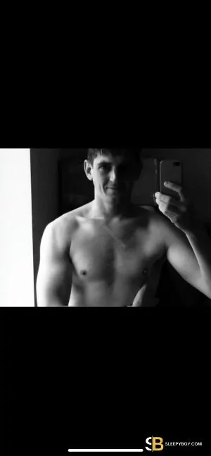 Gay Escort Adam 35yr - sucking