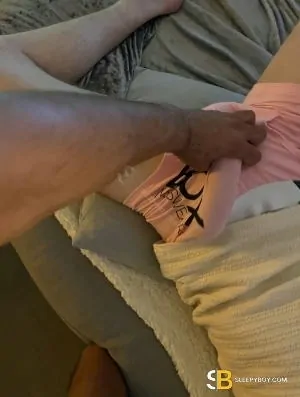 Gay Escort Adam 35yr - licking