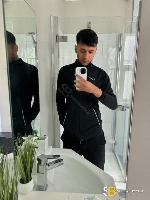 Gay Escort Matteo 25yr - blowjob