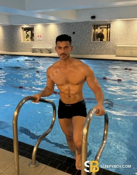 male escort London Lucca