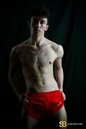 Gay Escort Hayden 26yr - double penetration