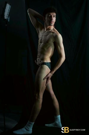 Gay Escort Hayden 26yr - trios