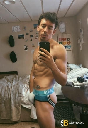 Gay Escort Hayden 28yr - double penetration