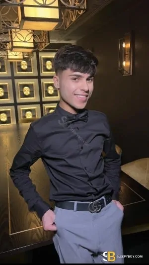 Gay Escort &lrm; 19yr - always safe sex