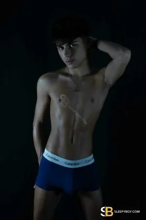 Gay Escort &lrm; 19yr - always safe sex
