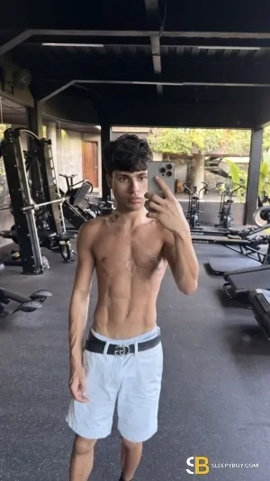 Gay Escort ‎vip Boy 21yr - sucking