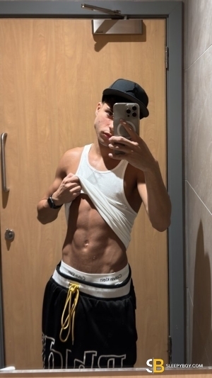Gay Escort ‎vip Boy 21yr - always safe sex