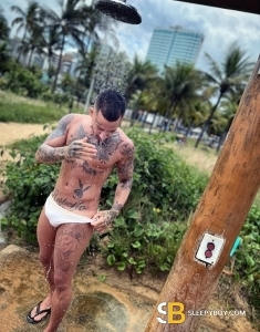 male escort Glasgow Robby