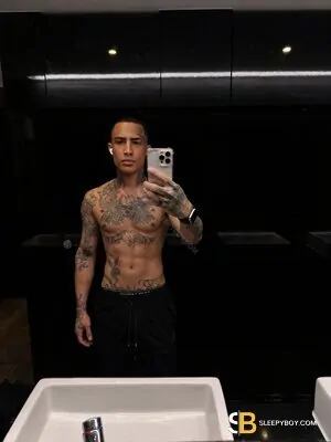 Bisexual Escort Robby 26yr - rimming