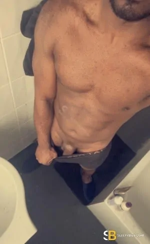 Bisexual Escort Aaron 27yr - double penetration