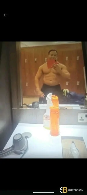 Gay Escort Jahmel 38yr - double penetration