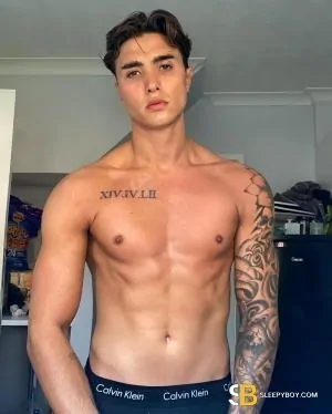 Bisexual Escort Jakey 21yr - dirty talk