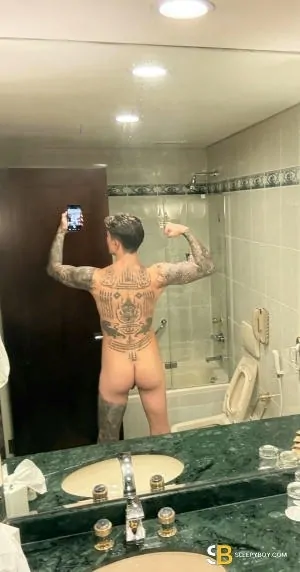 Bisexual Escort Jakey 31yr - trios