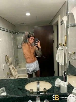 Bisexual Escort Jakey 31yr - rimming
