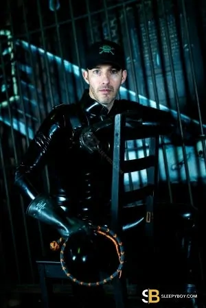 Bisexual Escort Tom 35yr - milking