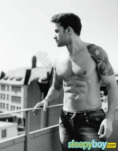 male escort London Roger_latin