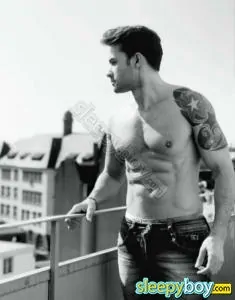 male escort London Roger_latin