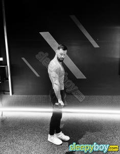 male escort Wellington English Tom