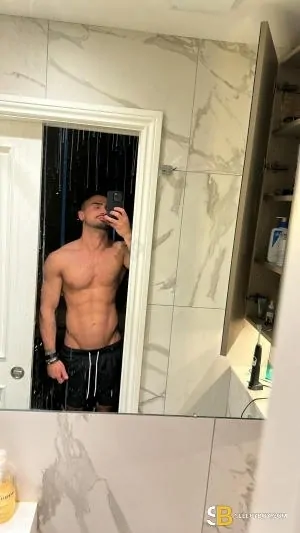 Bisexual Escort Lucifer 30yr - licking