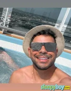 male escort Swindon Jhonny