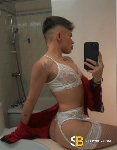 male escort Whitehaven Ollie Fem Twink