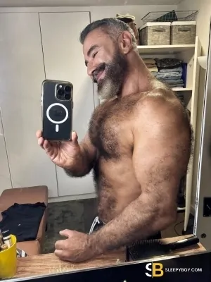 Gay Escort Hairydaddypornxl 51yr - rimming
