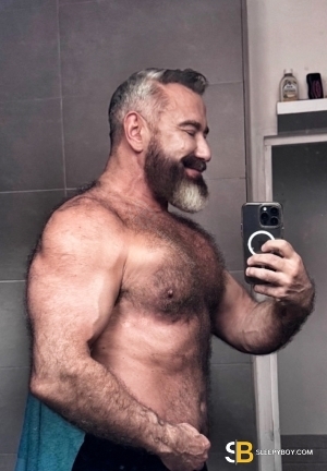 Gay Escort Hairydaddypornxl 51yr - rimming