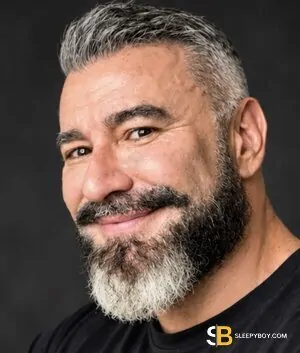 Gay Escort Hairymuscledaddyxl🍆 51yr - rimming