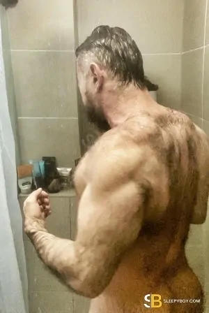 Gay Escort Daddypornxl 51yr - role