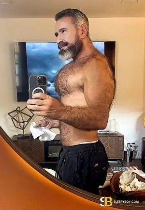 Gay Escort Hairydaddypornxl 51yr - rimming