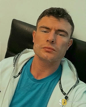 Bisexual Escort Charles 26yr - role