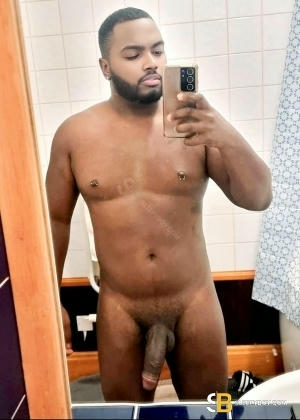 Bisexual Escort Hugo 🍆💦 Xxl 31yr - role