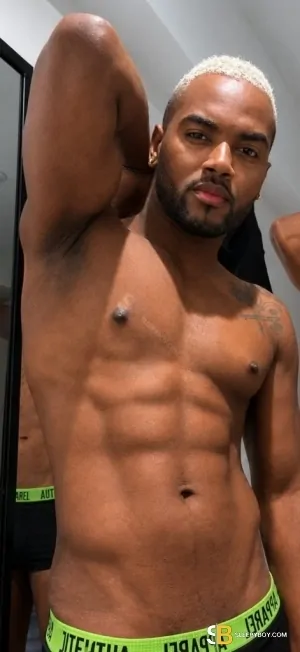 Bisexual Escort Martins  🍆💦 Xxl 31yr - sucking