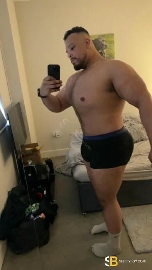 Bisexual Escort Josh 26yr - double penetration