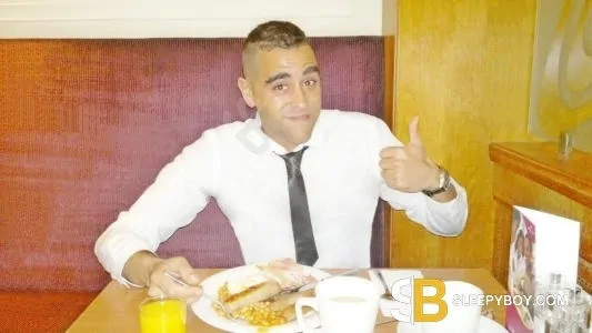 Bisexual Escort Dale Bradford Uk 30yr - cum eating