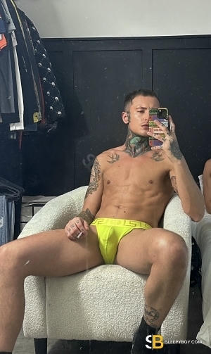 Bisexual Escort Blaine 31yr - role