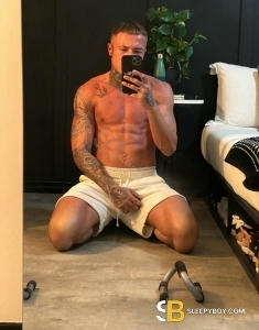 male rent boy Manchester Blaine