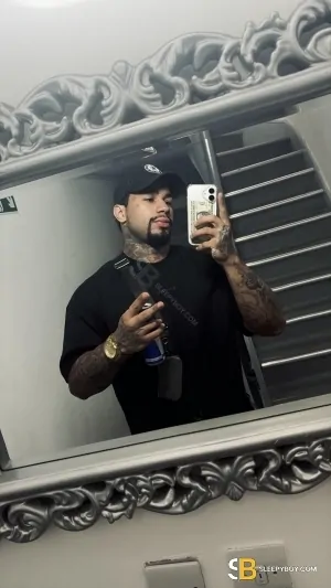 Bisexual Escort Brad_pro 23yr - double penetration