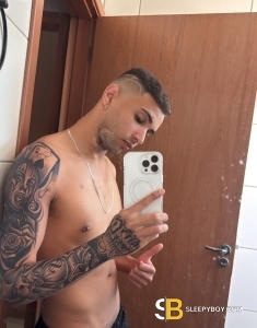 male escort Reading Lu&iacute;s